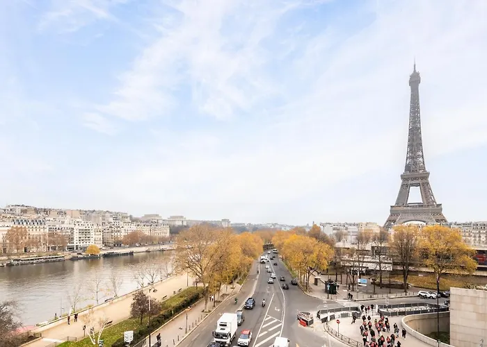 Veeve - Impressions Of The Eiffel Tower Paris